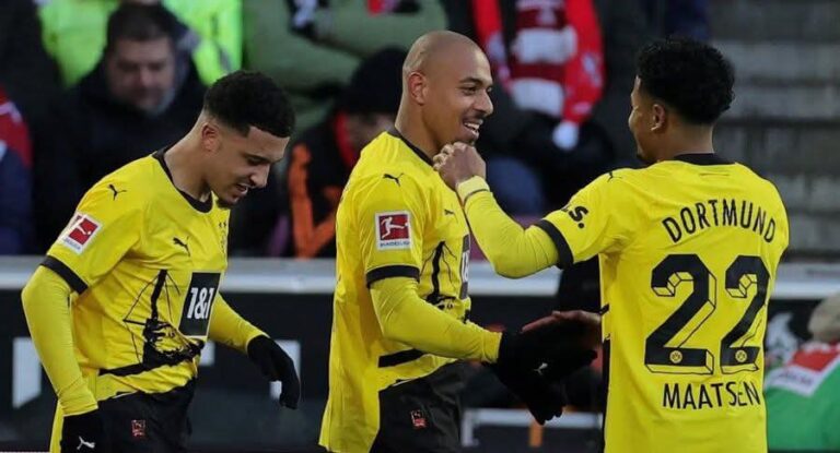 Borussia Dortmunds Spielweise erinnert an Aston Villa: Fans erkennen verblüffende Ähnlichkeiten in Dynamik und Energie, während die Schwarz-Gelben ihrem eigenen Stil treu bleiben – ein faszinierendes Fußball-Parallele, das Diskussionen unter Anhängern und Experten in ganz Europa entfacht.