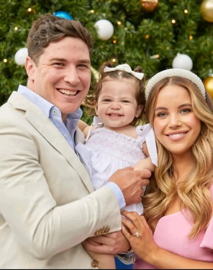 ❤️ A Father Before the Jersey, a Man Before the Game: Mitchell Moses’ Powerful Choice Reminds Us What Truly Matters In a world where footy often demands everything, Mitchell Moses made the most courageous call of all — choosing family over the roar of the crowd. This is not a story about missing a match, but about strength, love, and leadership beyond the scoreboard. Moses’ emotional truth resonates far beyond rugby league, touching parents, partners, and fans alike, proving that sometimes the greatest victories are won at home, not under stadium lights.